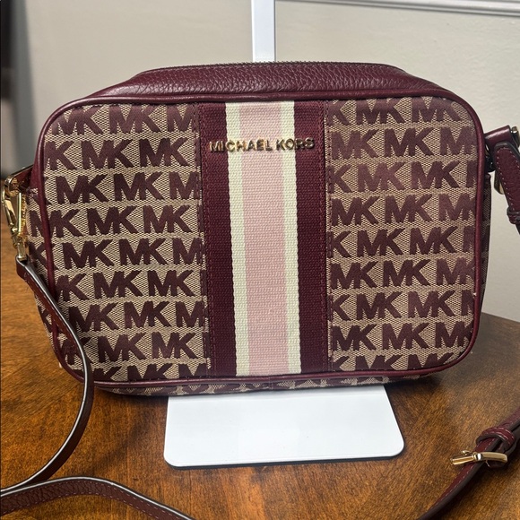 Michael Kors Maroon and Tan Signature Monogram Crossbody Bag - Picture 3 of 10